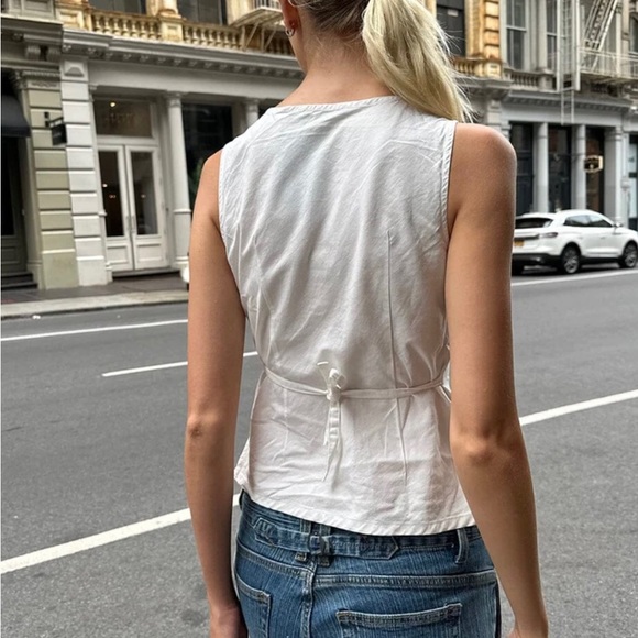 SOLD!! Brandy Melville Rafaela top xs - Picture 2 of 3